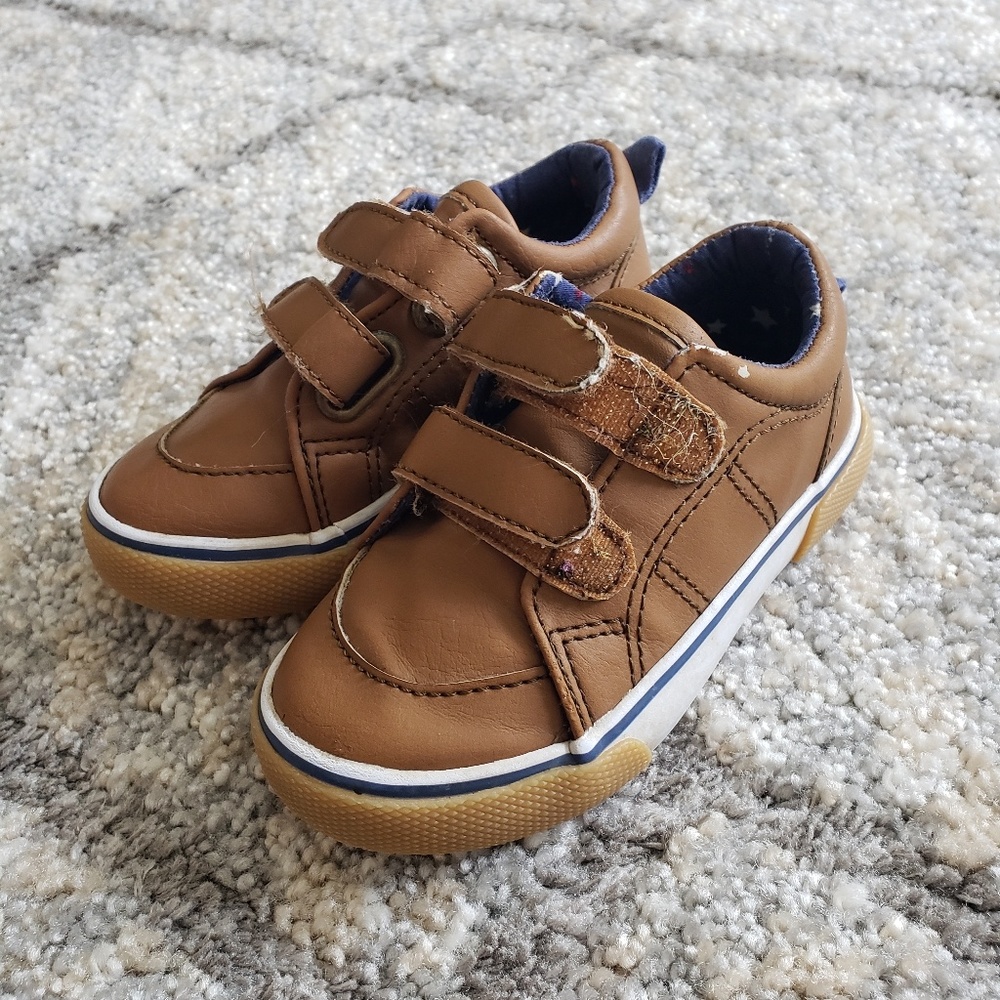 Cat & Jack Toddler Boy Shoes Size 6